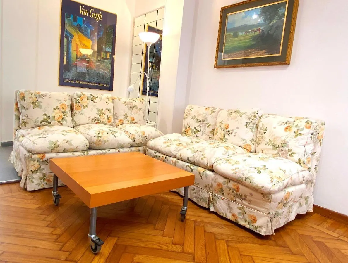 Trastevere For You... 3 Bedrooms Apartment Roma