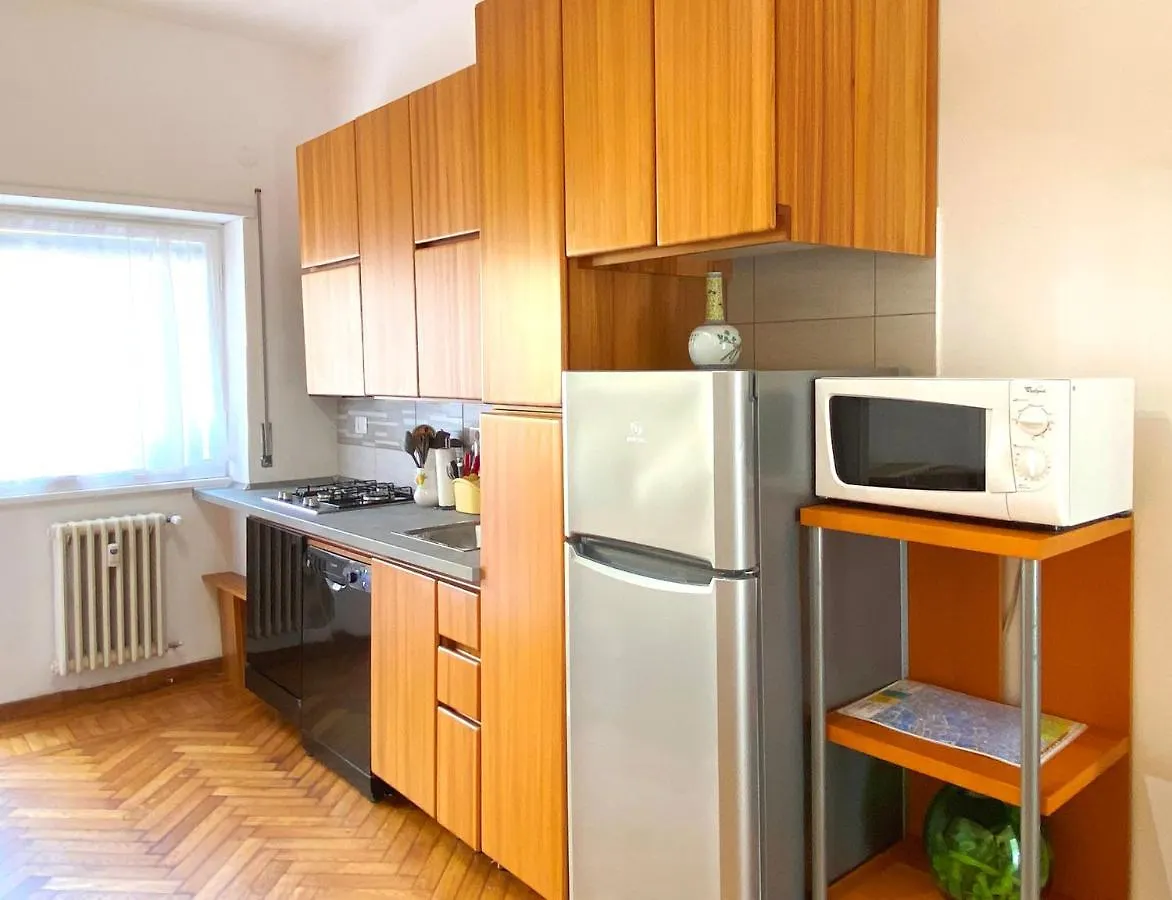 Trastevere For You... 3 Bedrooms Apartment Roma