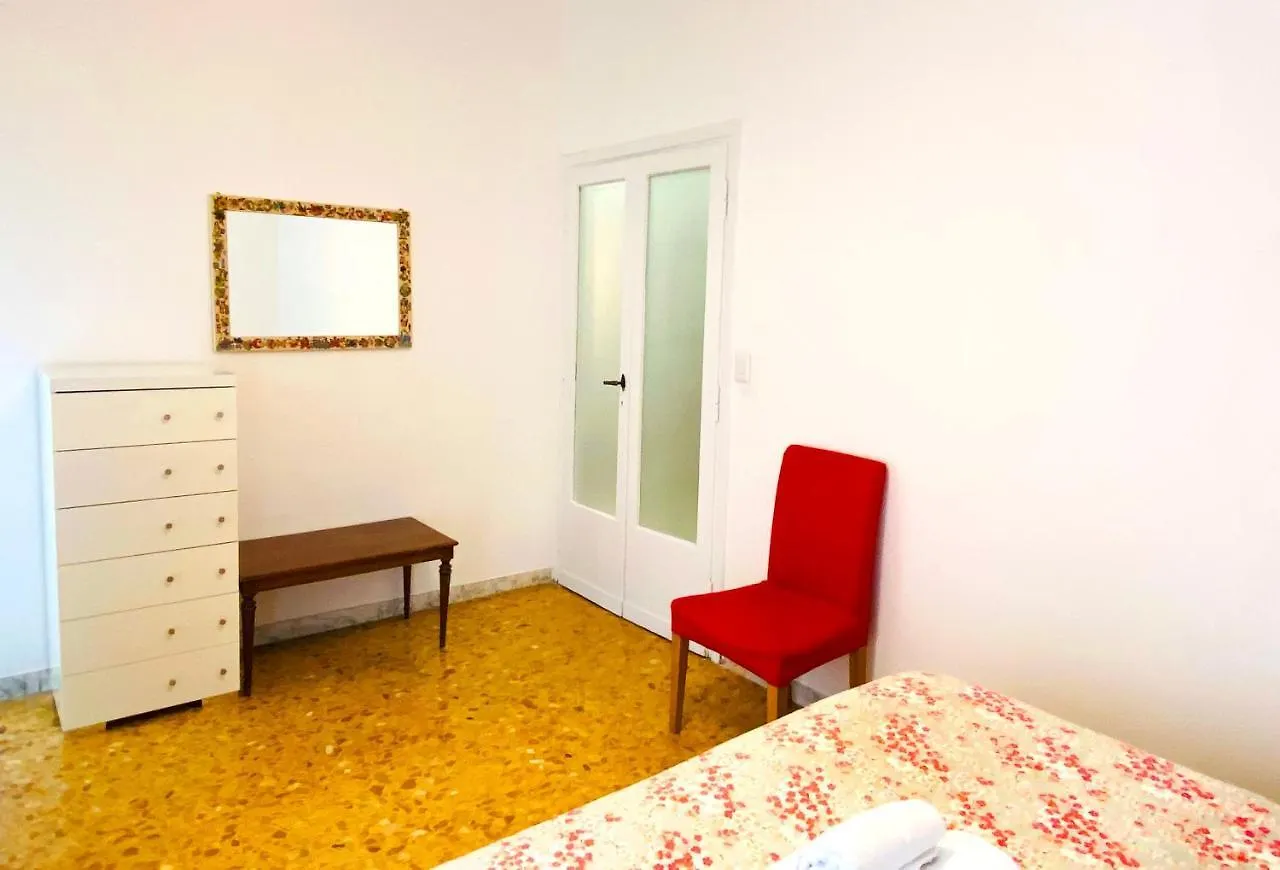 Trastevere For You... 3 Bedrooms Apartment Roma
