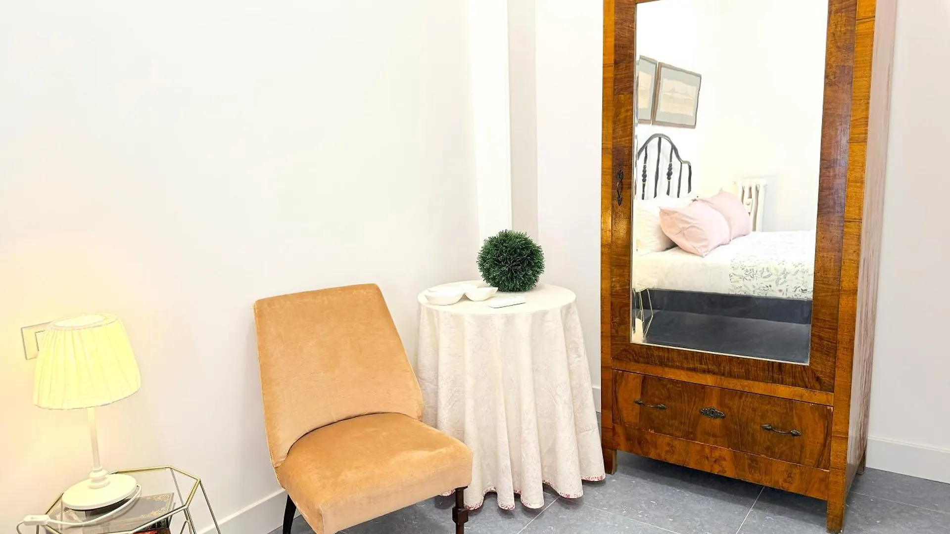 Trastevere For You... 3 Bedrooms Apartment Rome 0*,