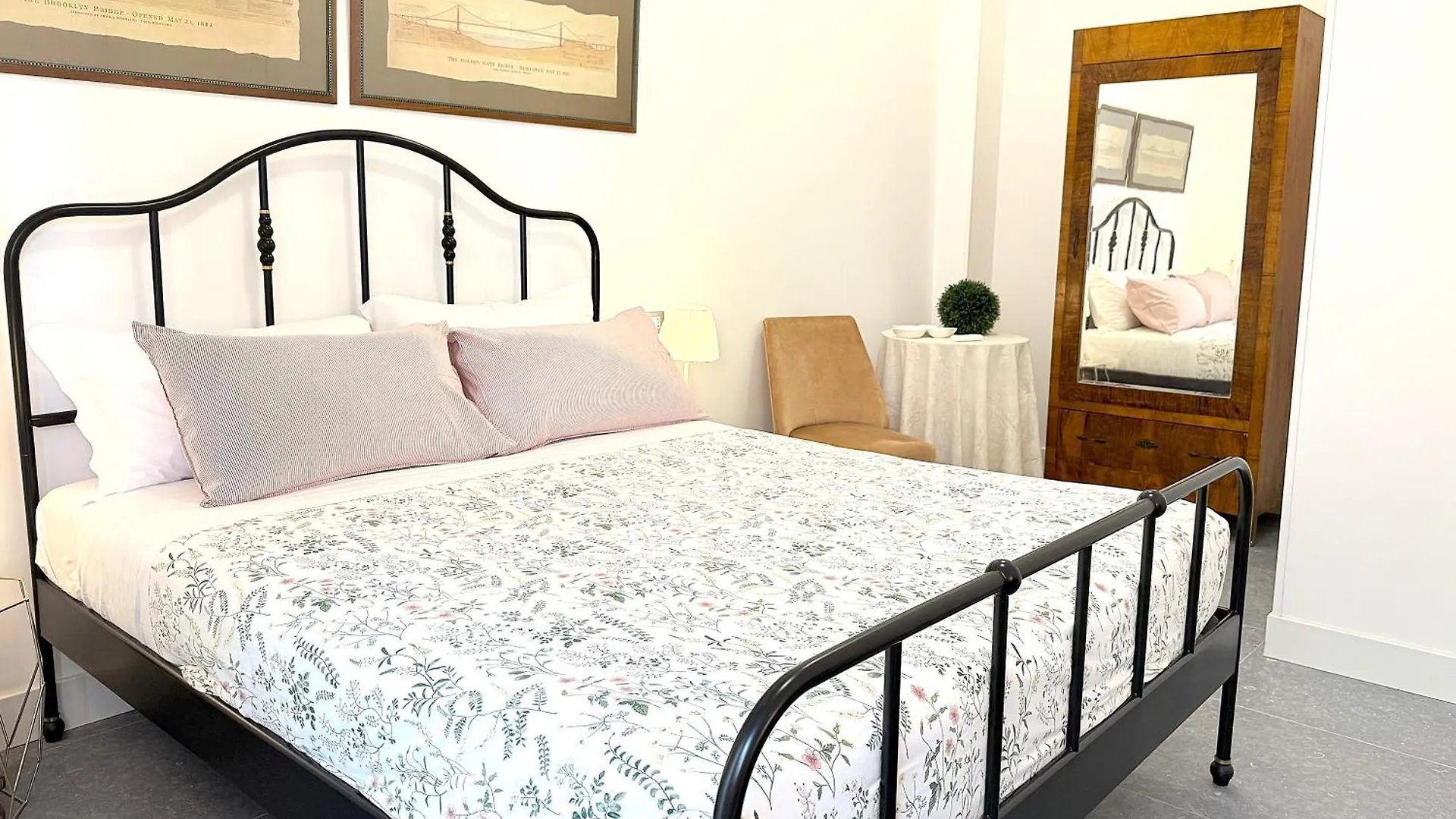 Trastevere For You... 3 Bedrooms Apartment Rome 0*,